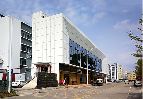 钟楼住宅公寓幕墙修缮